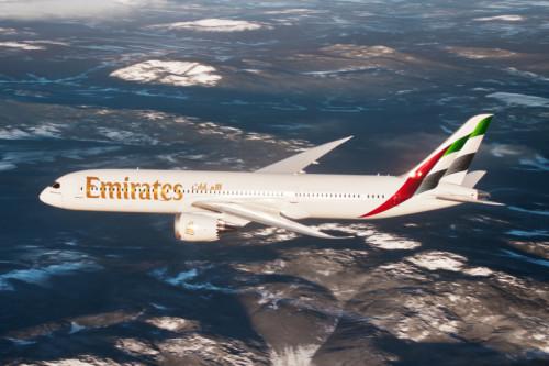 Immagine di sfondo della pagina Emirates investe nella flotta
