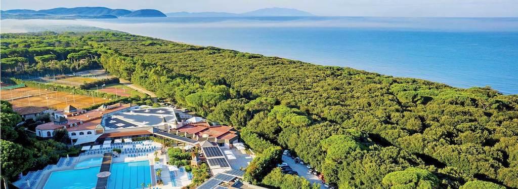 Immagine di sfondo della pagina Nicolaus Club, new entry Garden Toscana Resort