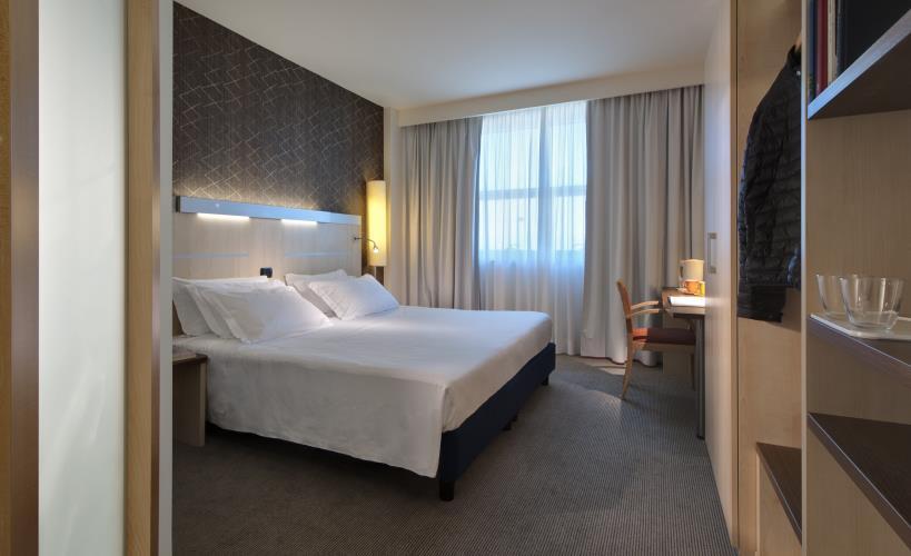 Immagine di sfondo della pagina B&B Hotels, nuova struttura nelle Langhe