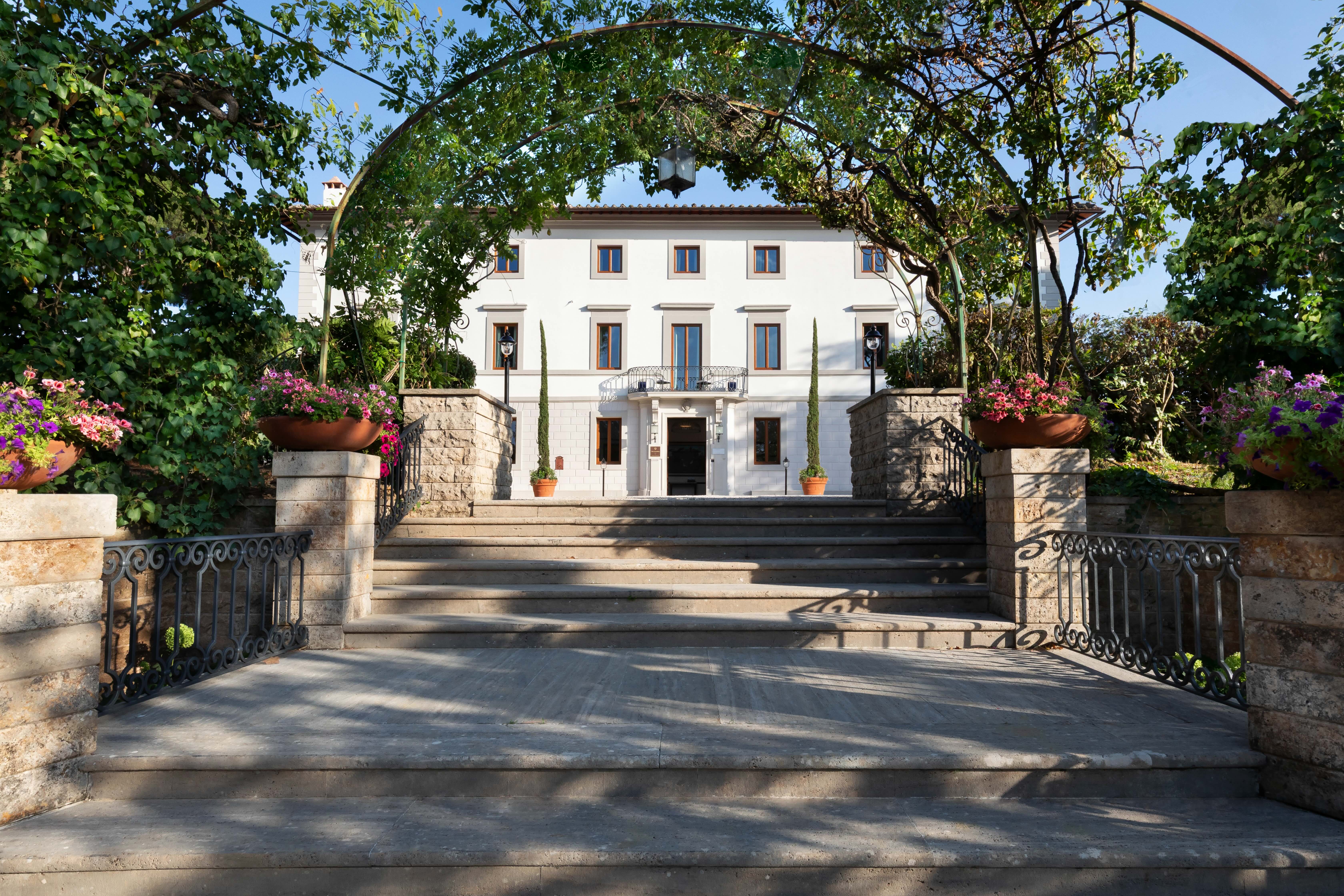 Immagine di sfondo della pagina Apre Villa Ermellina, nuovo gioiello dell’ospitalità di lusso a Siena
