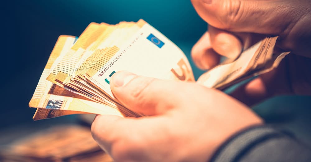 Immagine di sfondo della pagina Assoviaggi: prorogato al 12 settembre 2025 il termine per le agenzie “ammesse con riserva” al contributo dei 39 milioni