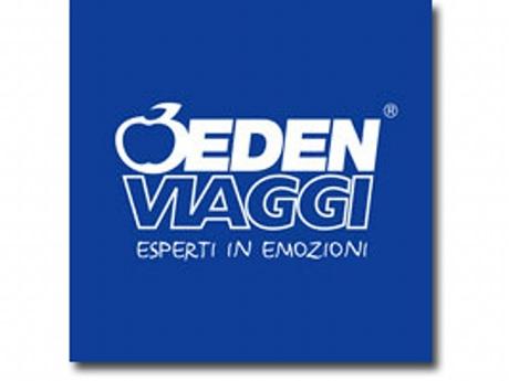 Immagine di sfondo della pagina Online il nuovo folder di Eden Viaggi dedicato a Ibiza e Formentera