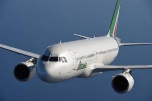 Immagine di sfondo della pagina Alitalia, ricavi positivi per Shuttle Milano-Londra