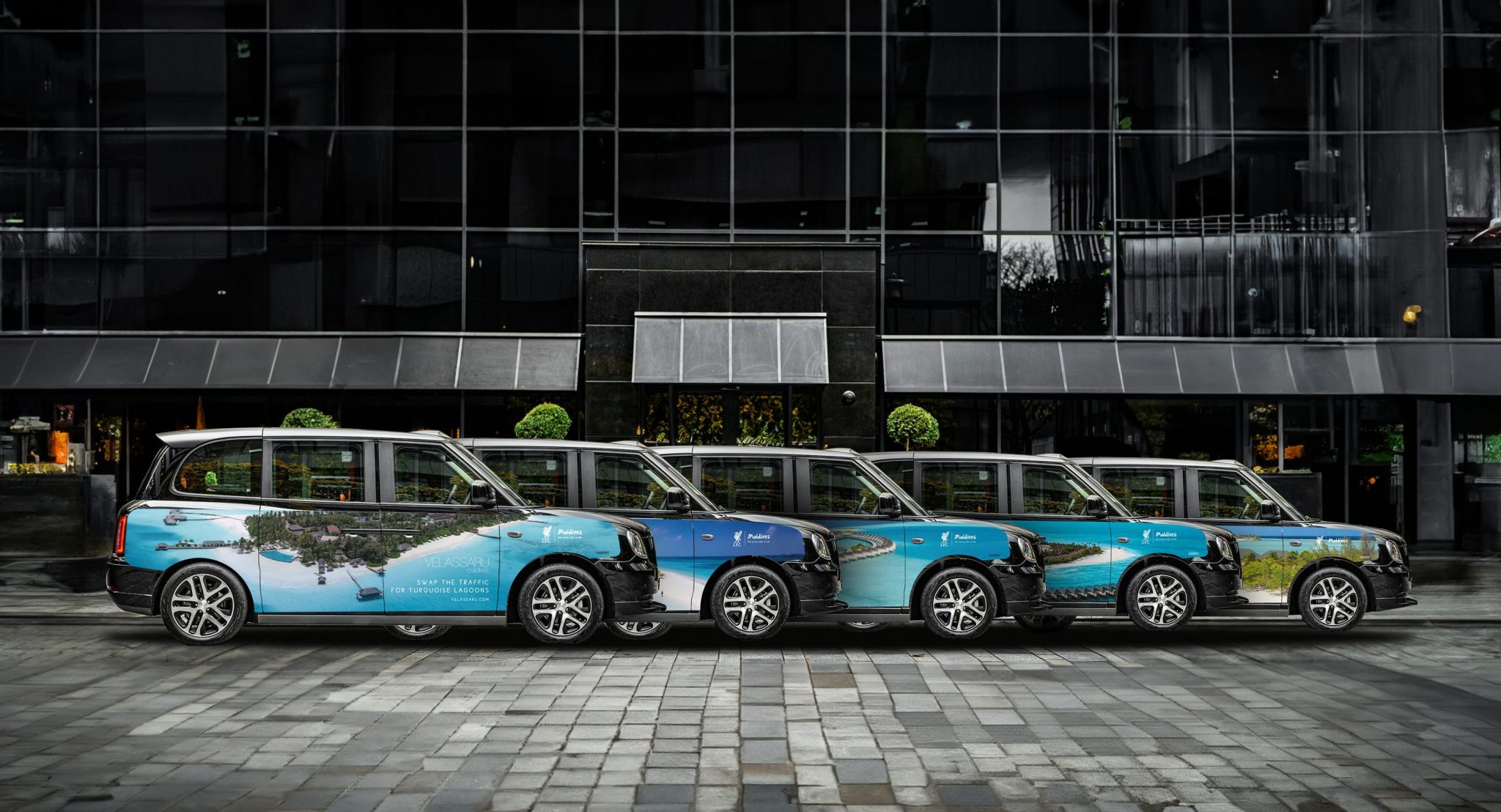 Immagine di sfondo della pagina Visit Maldives porta le isole ai taxi di Londra prima del WTM 2025