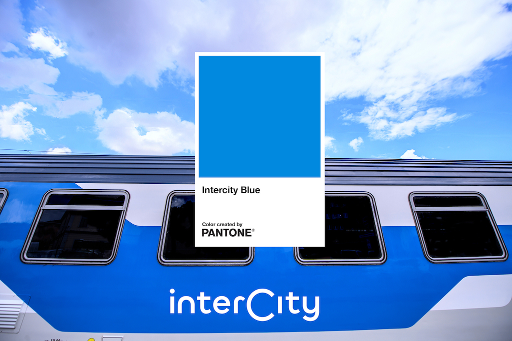 Immagine di sfondo della pagina InterCity Blue, ecco la nuova livrea degli Intercity a media percorrenza