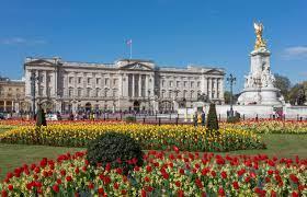 Immagine di sfondo della pagina L'importanza dell'inglese nel settore turistico