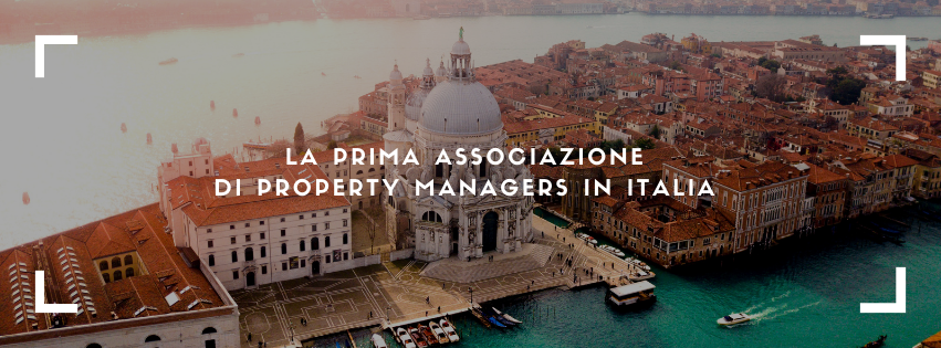 Immagine di sfondo della pagina Affitti brevi, il TAR boccia la stretta sul self check-in. Property Managers Italia: “Lezione per Ministero e Comuni come Firenze”