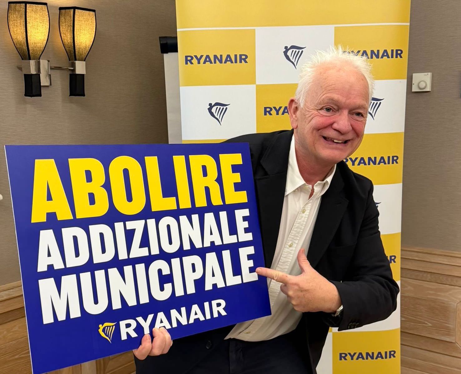 Immagine Ryanair svela l’operativo estivo 2026: crescita bloccata a Roma, record a Milano