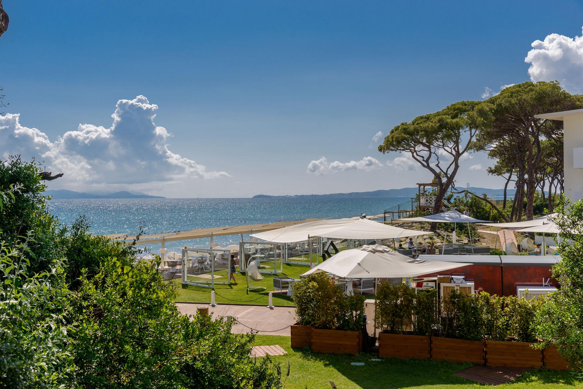 Immagine di sfondo della pagina Riapre il The Sense Experience Resort 5*L