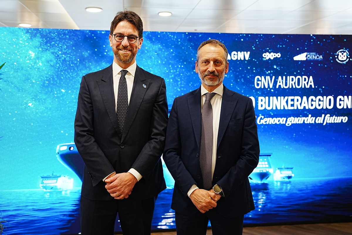 Immagine di sfondo della pagina GNV Aurora a Genova: bunkeraggio GNL e test di cold ironing entro l’estate