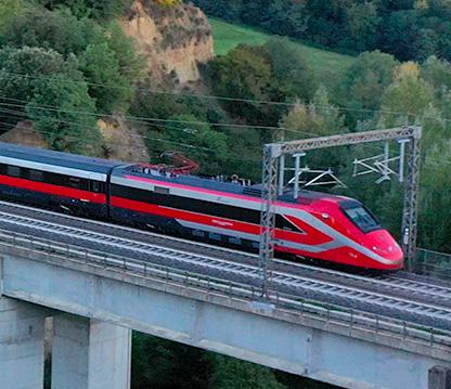 Immagine di sfondo della pagina Dieci milioni di iscritti per CartaFRECCIA