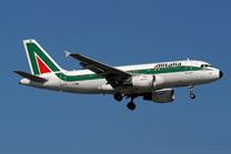 Immagine di sfondo della pagina Alitalia, partito il nuovo collegamento Comiso - Milano Linate