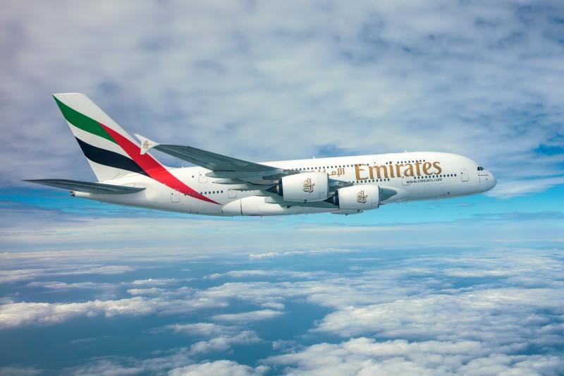 Immagine di sfondo della pagina Emirates SkyCargo vola con l'A380