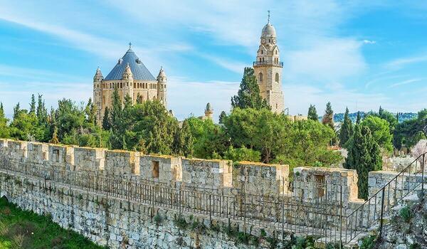 Immagine di sfondo della pagina Israele, riparte il turismo religioso 