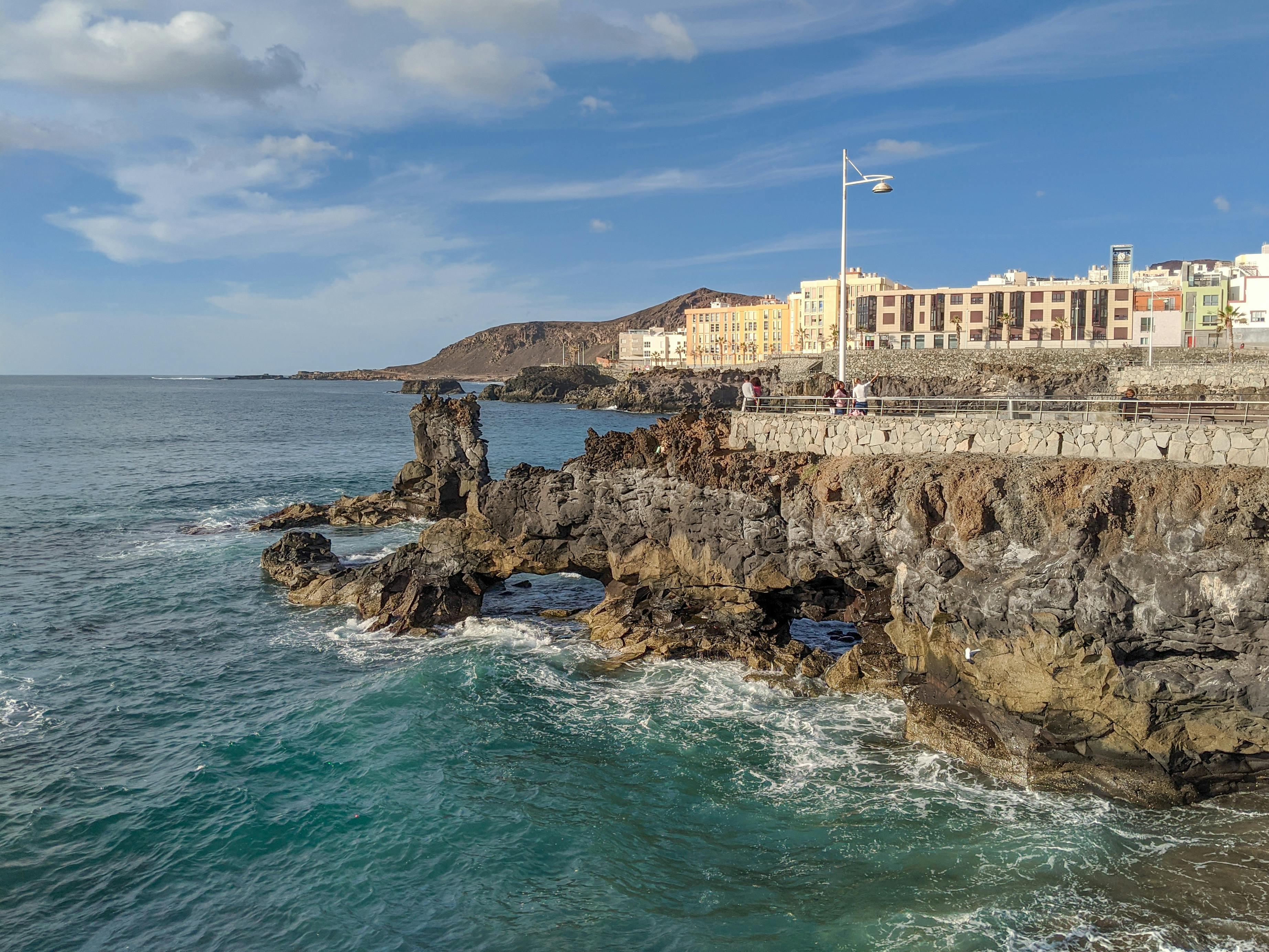 Immagine di sfondo della pagina Gran Canaria tra mare e magia