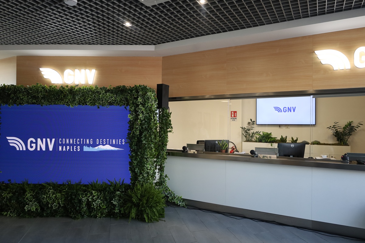 Immagine GNV rafforza la presenza a Napoli: inaugurati nuovi uffici e biglietteria nel porto
