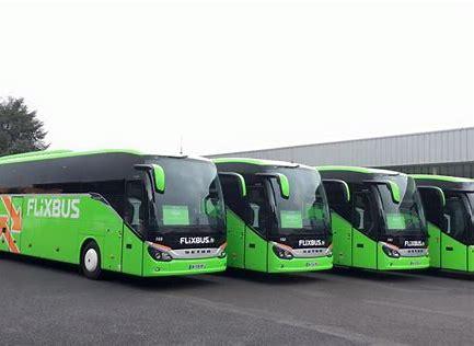 Immagine di sfondo della pagina FlixBus: +50% di prenotazioni in Italia nel 2018