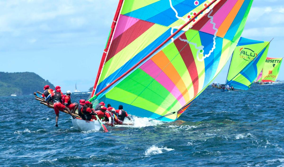 Immagine di sfondo della pagina Martinique, torna il Tour des Yoles: l’edizione 2025 dal 27 luglio al 3 agosto