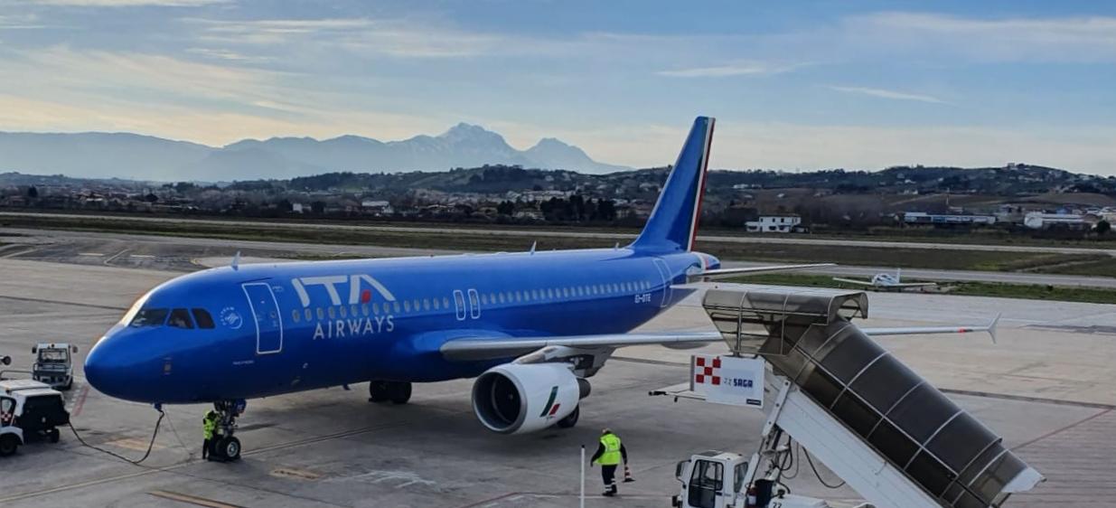 Immagine di sfondo della pagina Ita Airways lancia il volo Pescara-Milano Linate