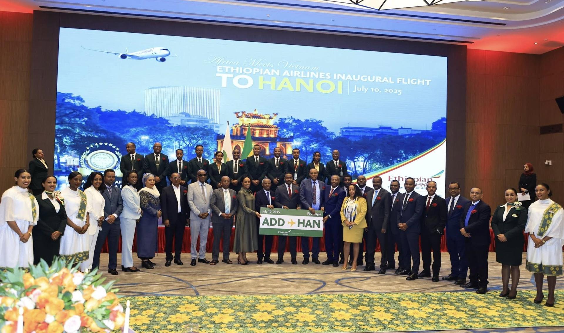 Immagine di sfondo della pagina Ethiopian Airlines apre la rotta per Hanoi: nuovo collegamento tra Africa e Vietnam