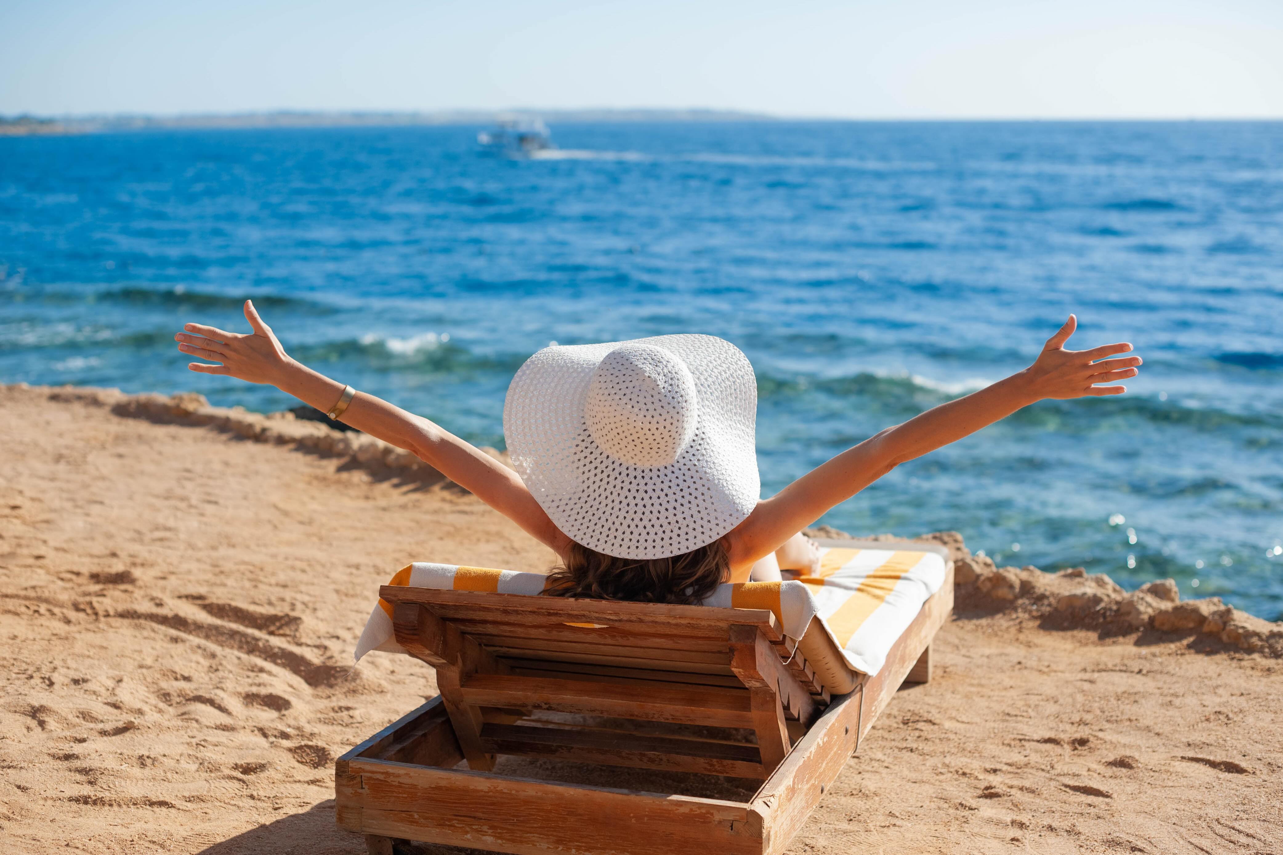 Immagine Vacanze agosto 2026: Sicilia al primo posto, Parigi regina delle mete estere