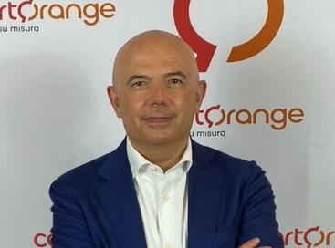 Immagine di sfondo della pagina CartOrange: primo Osservatorio Viaggi di Nozze