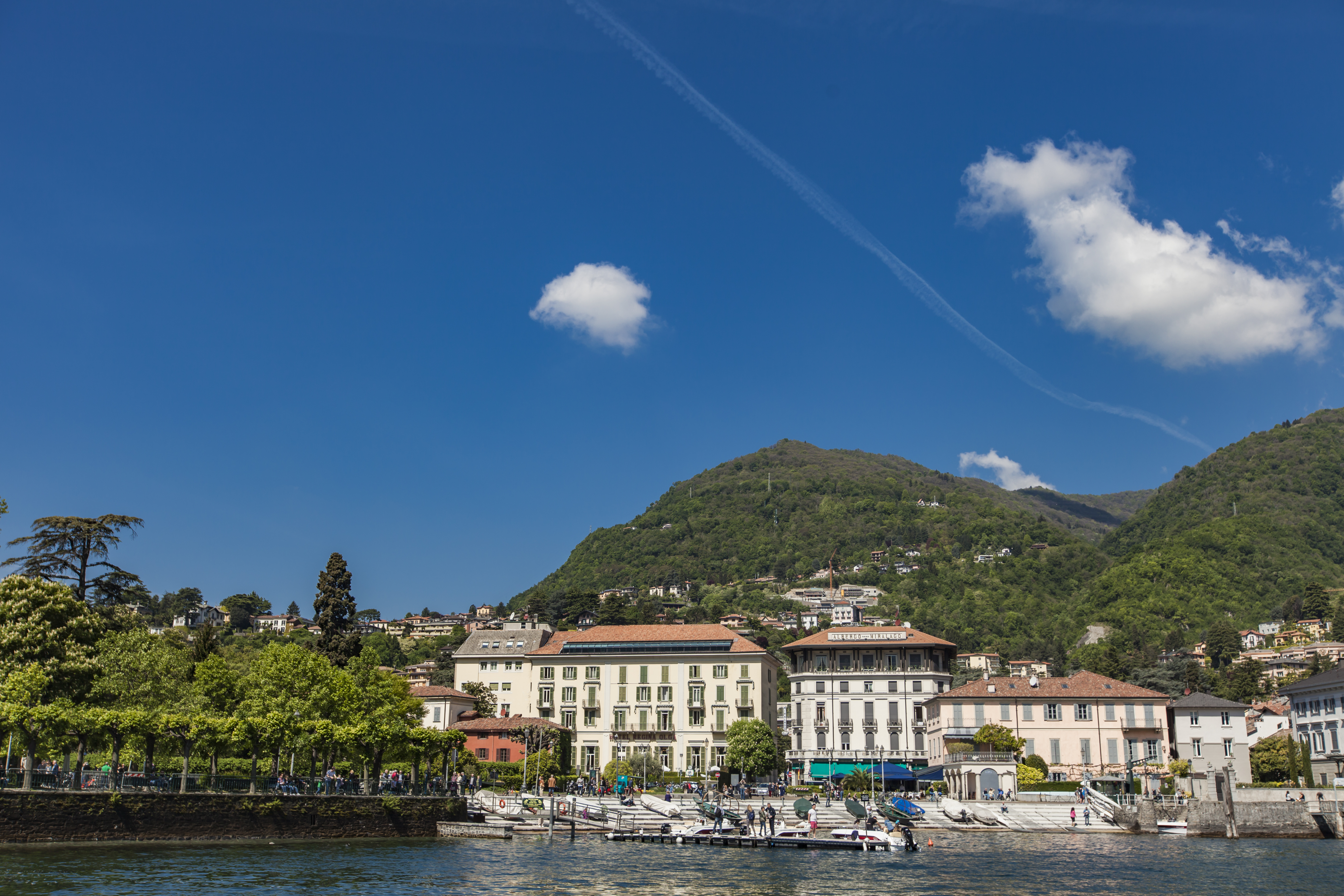 Immagine di sfondo della pagina Villa d’Este S.p.A. acquista l’Hotel Regina Olga di Cernobbio