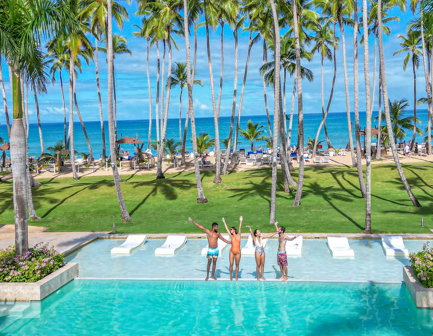 Immagine di sfondo della pagina I Caraibi fuori stagione con Viva Resorts by Wyndham