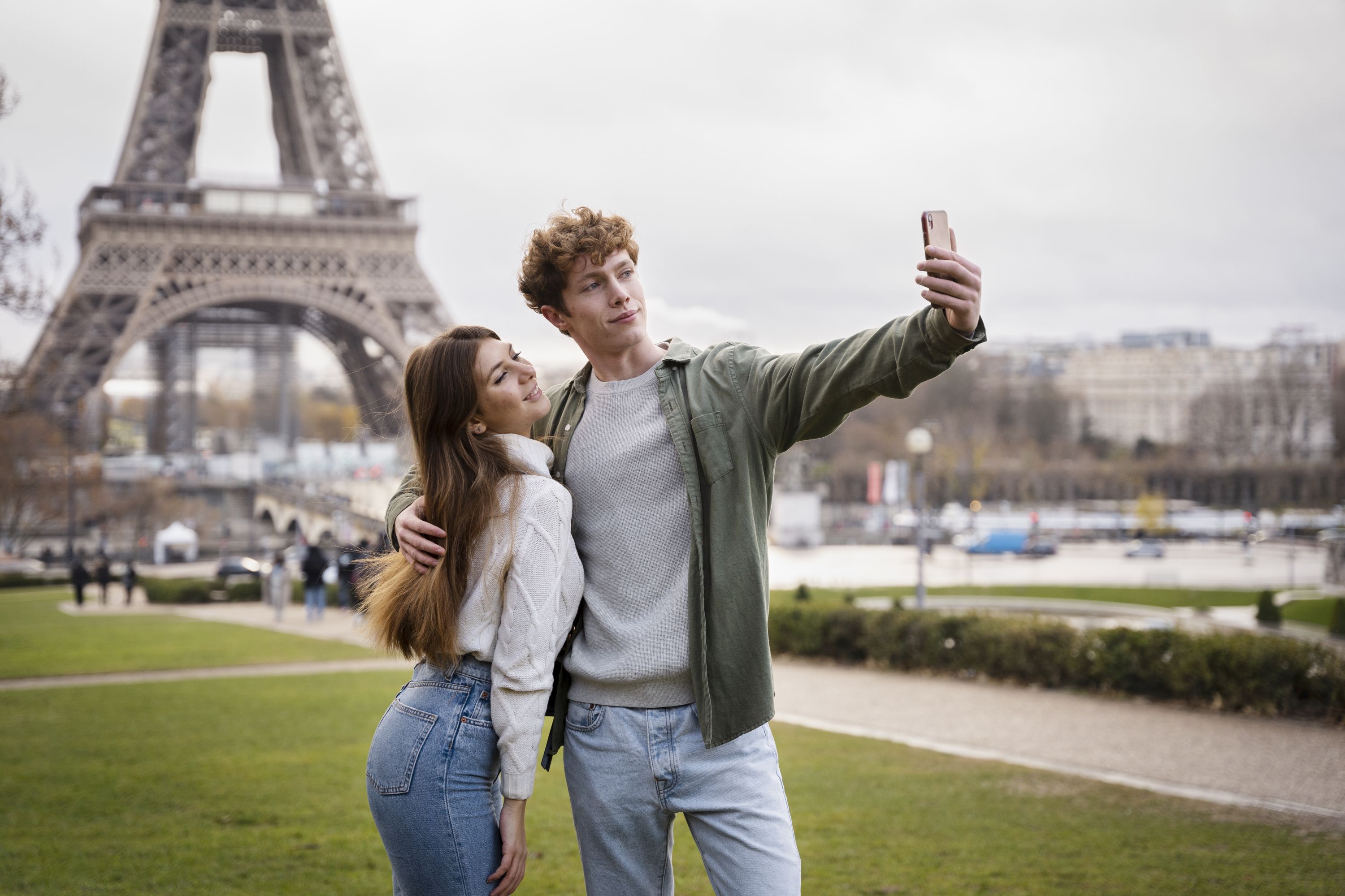Immagine Viaggi in Europa, Parigi svuota il portafoglio: la nuova classifica delle città più care