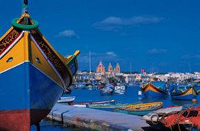 Immagine di sfondo della pagina Con Laelamalta.com pacchetti a Malta per l'addio al nubilato e celibato  