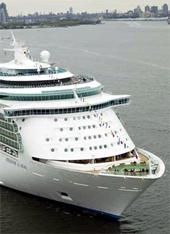 Immagine di sfondo della pagina Royal Caribbean: arriva in Italia la nave più grande del mondo. La Independence of the S