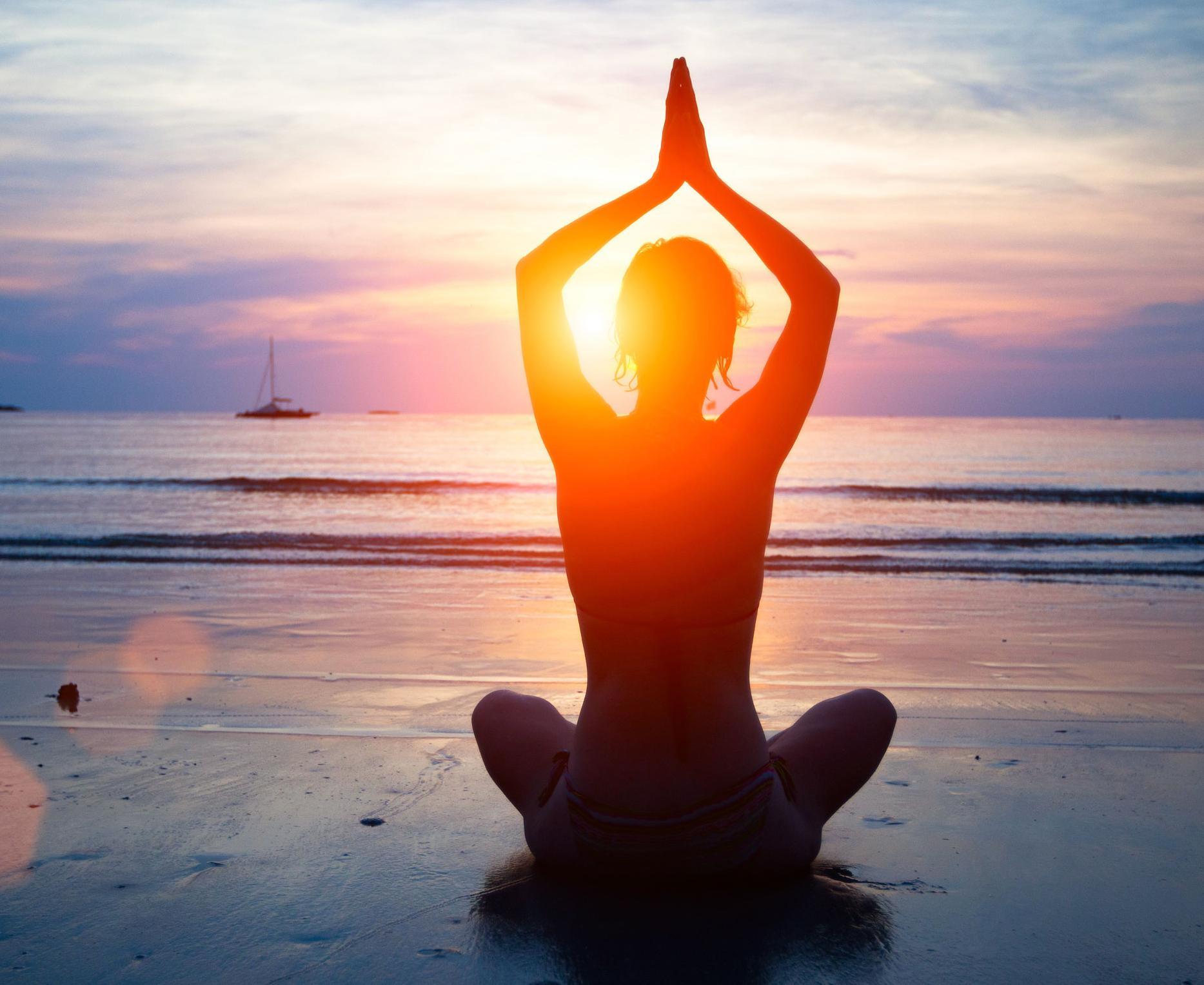 Immagine di sfondo della pagina Lo yoga al The Sense Experience Resort