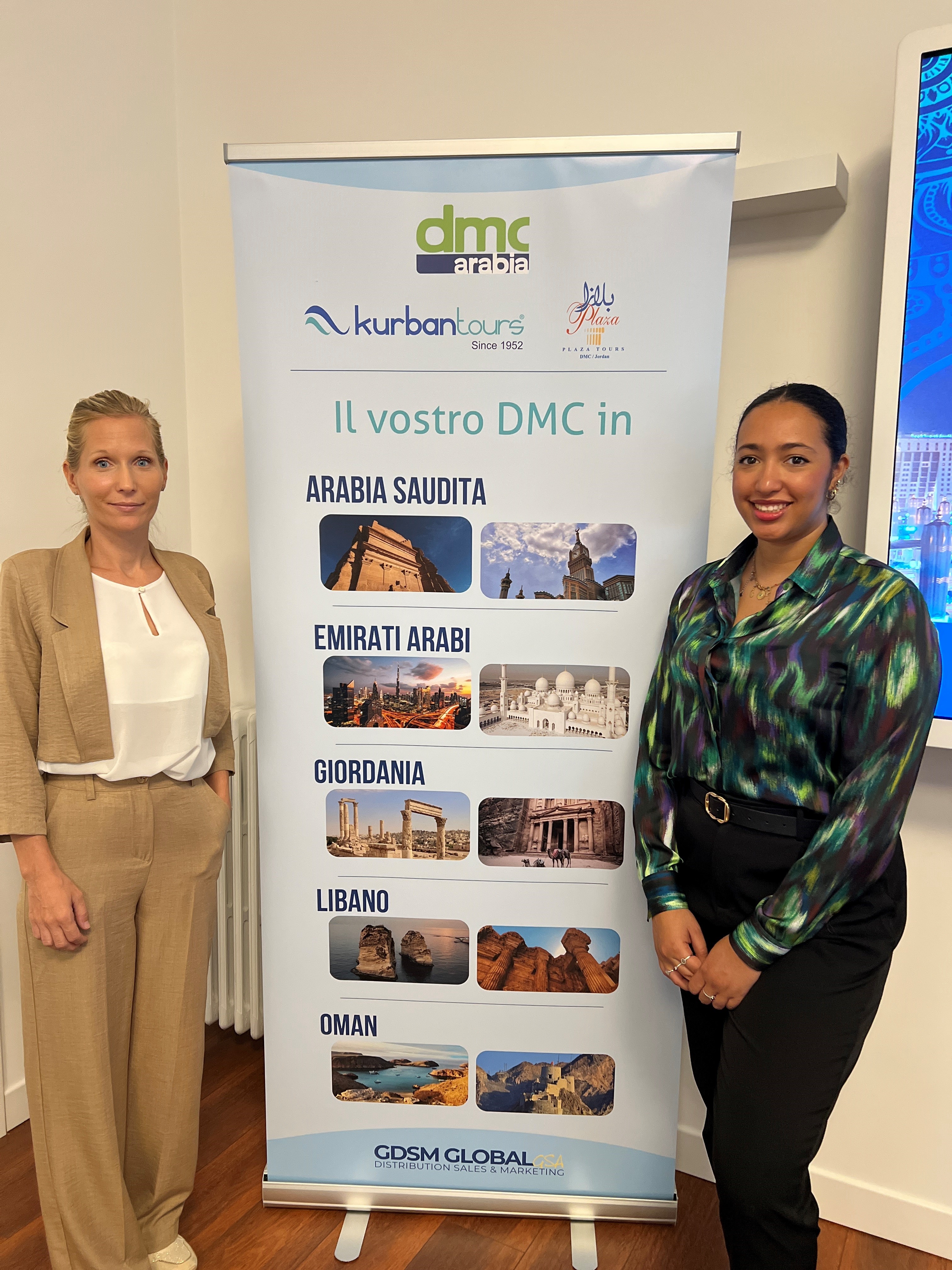 Immagine di sfondo della pagina Il gruppo DMC Arabia - Kurban Tours - Plaza Tours incontra i tour operator a Milano