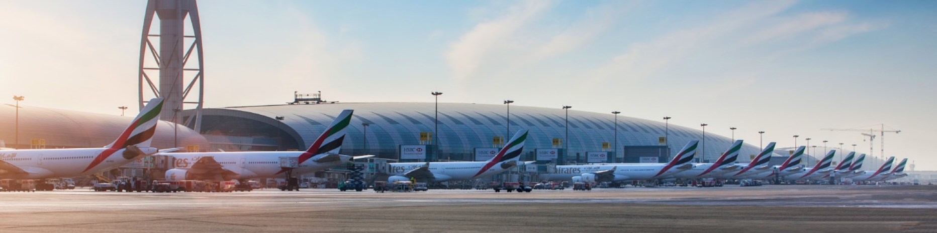 Immagine Dubai, riaperto lo spazio aereo: riprendono le operazioni negli aeroporti DXB e DWC