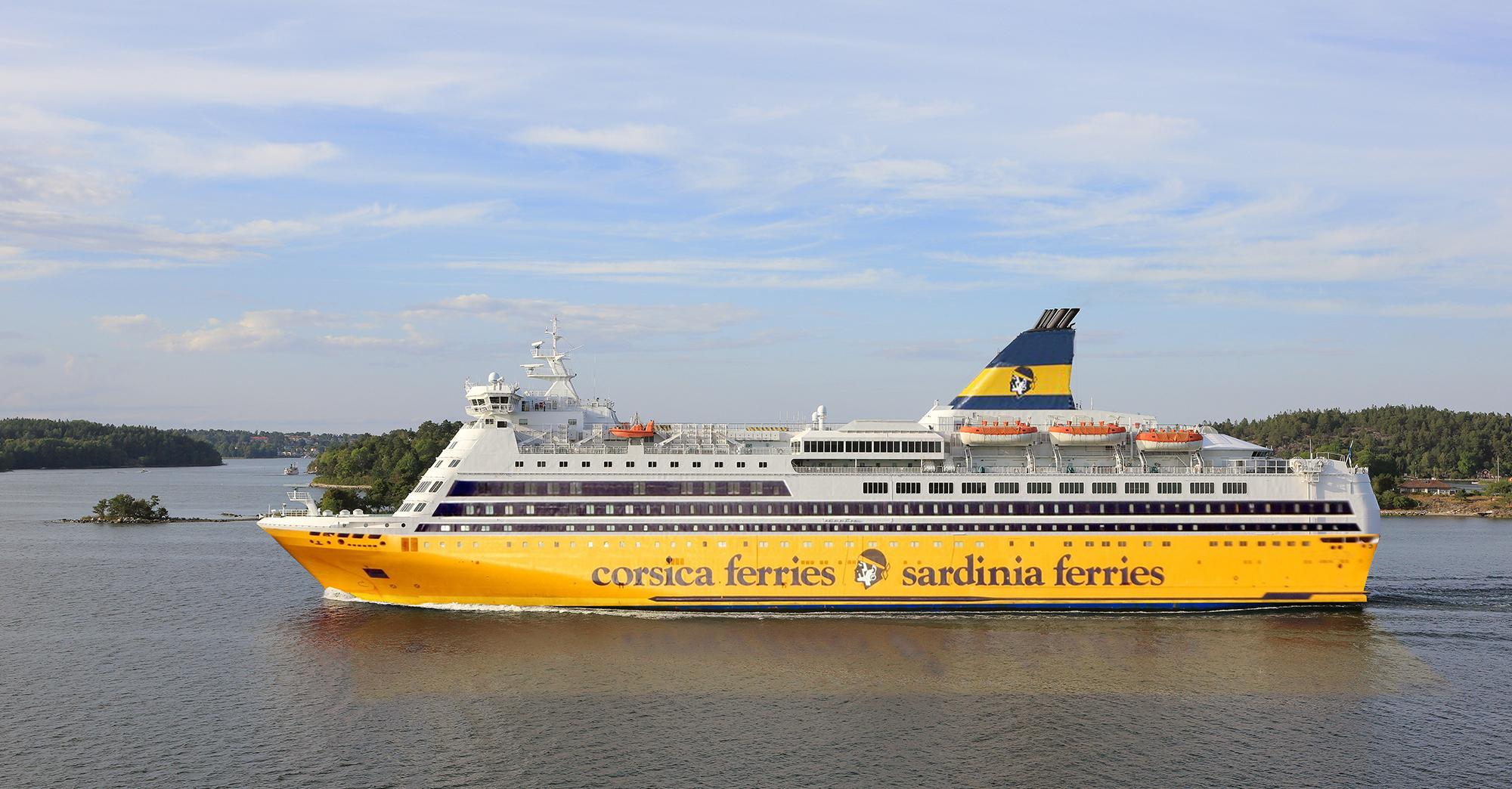 Immagine di sfondo della pagina Mega Victoria new entry di Corsica Sardinia Ferries