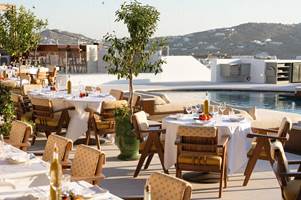 Immagine La Petite Maison riapre a Mykonos per la stagione 2025