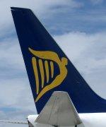 Immagine di sfondo della pagina Ryanair, introdotto costo carta di credito previsto da Oft