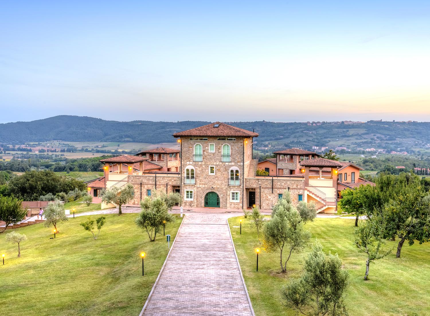 Immagine di sfondo della pagina Glamour Viaggi premia i suoi clienti Top