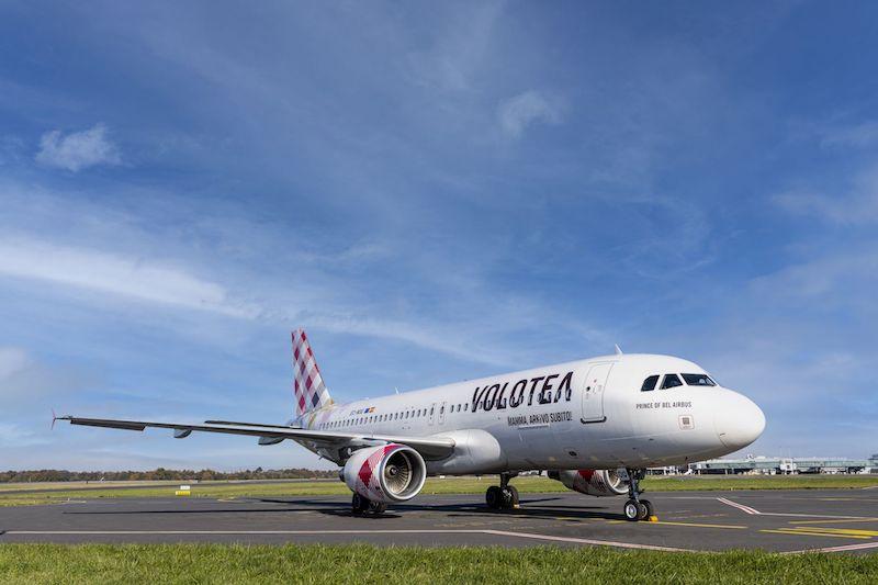 Immagine di sfondo della pagina Volotea: nuovo volo Napoli-Bordeaux