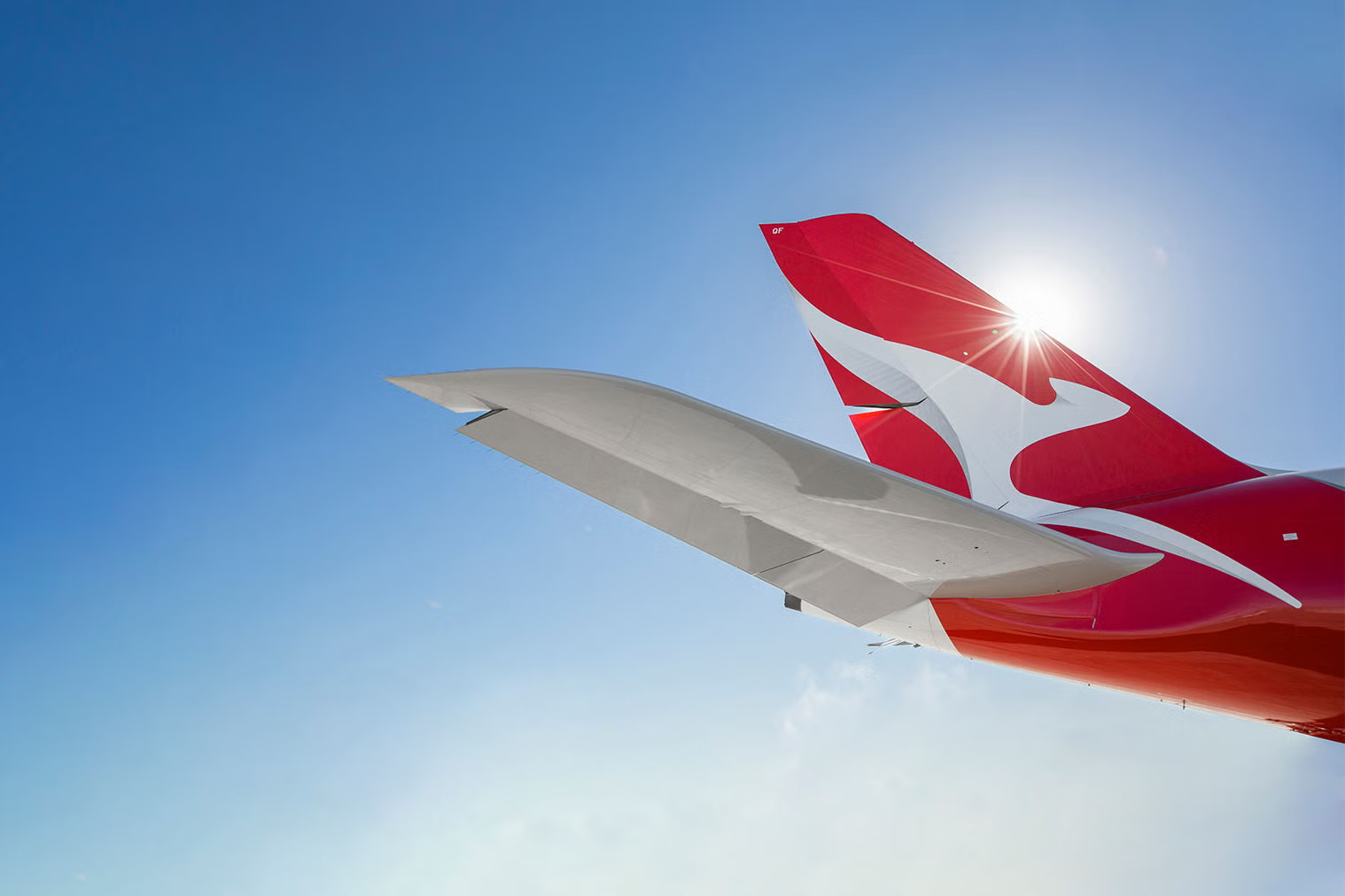Immagine Voli Qantas, scatta il supplemento del 5%: cosa cambia per le agenzie di viaggio