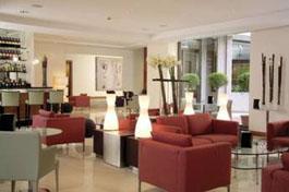 Immagine di sfondo della pagina Aperitivo degustazione al Visconti Palace Hotel di Roma