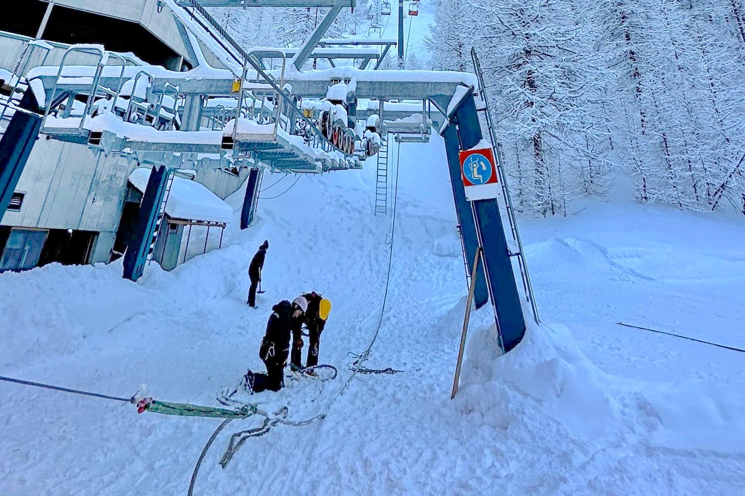 Immagine di sfondo della pagina Breuil-Cervinia, riaperta la seggiovia CieloAlto 
