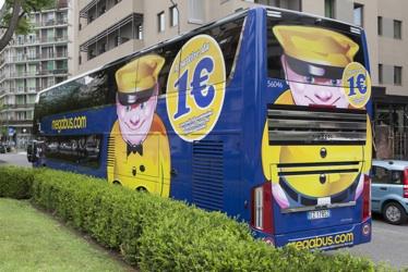 Immagine di sfondo della pagina Arriva in Italia Megabus 