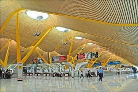 Immagine di sfondo della pagina Spagna, centro tamponi covid in 15 aeroporti