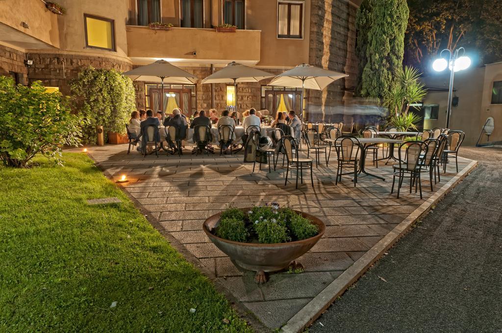 Immagine di sfondo della pagina Uappala sbarca a Roma con l’Hotel Cilicia