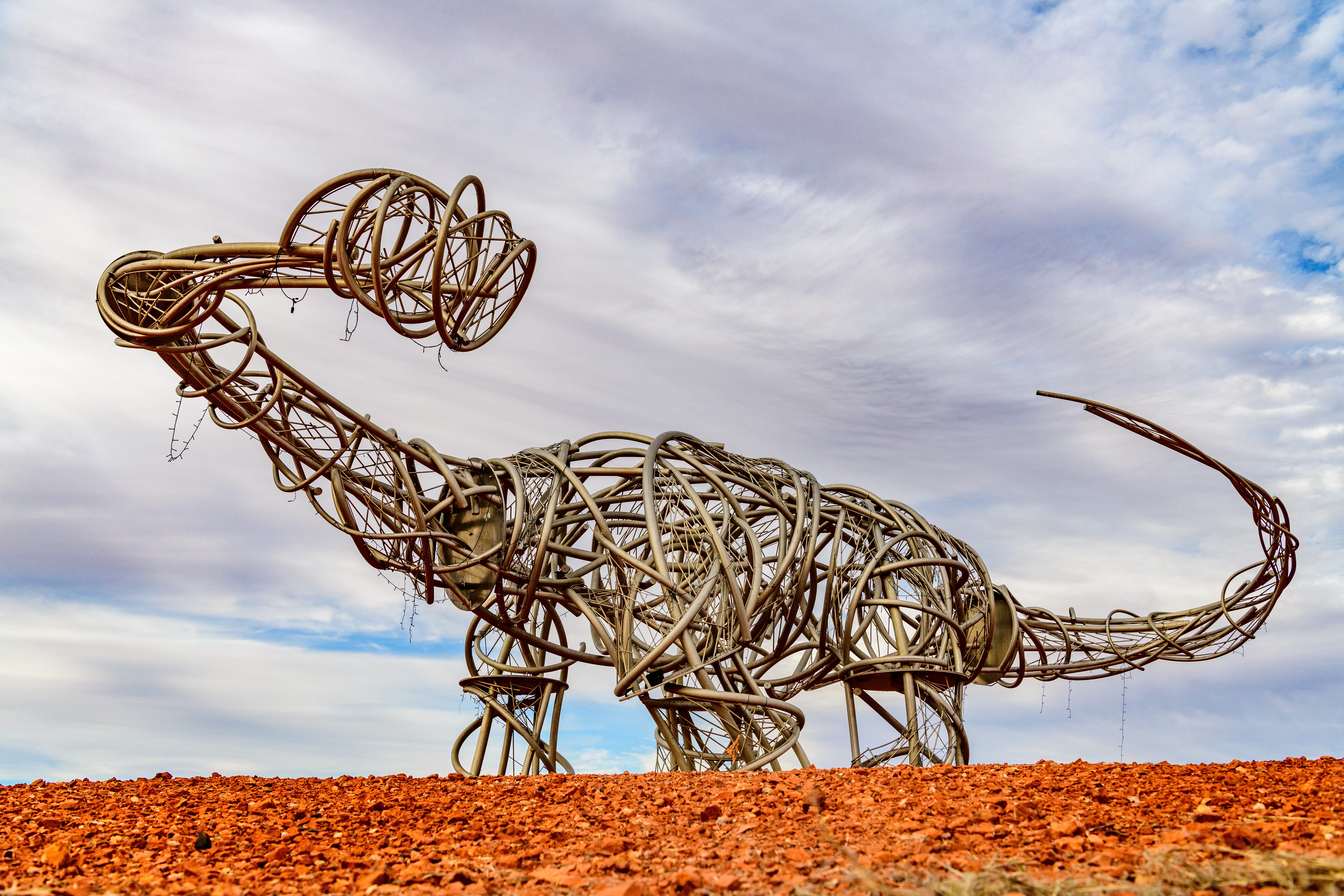 Immagine di sfondo della pagina Sulle orme dei dinosauri: itinerari unici in Australia per scoprire i giganti preistorici