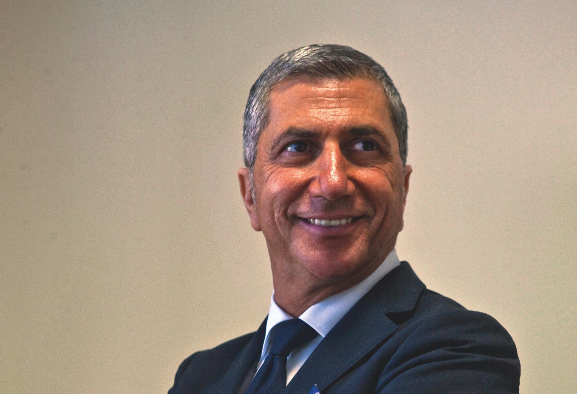 Immagine di sfondo della pagina Trevolution di Alpitour: la vision di Pier Ezhaya