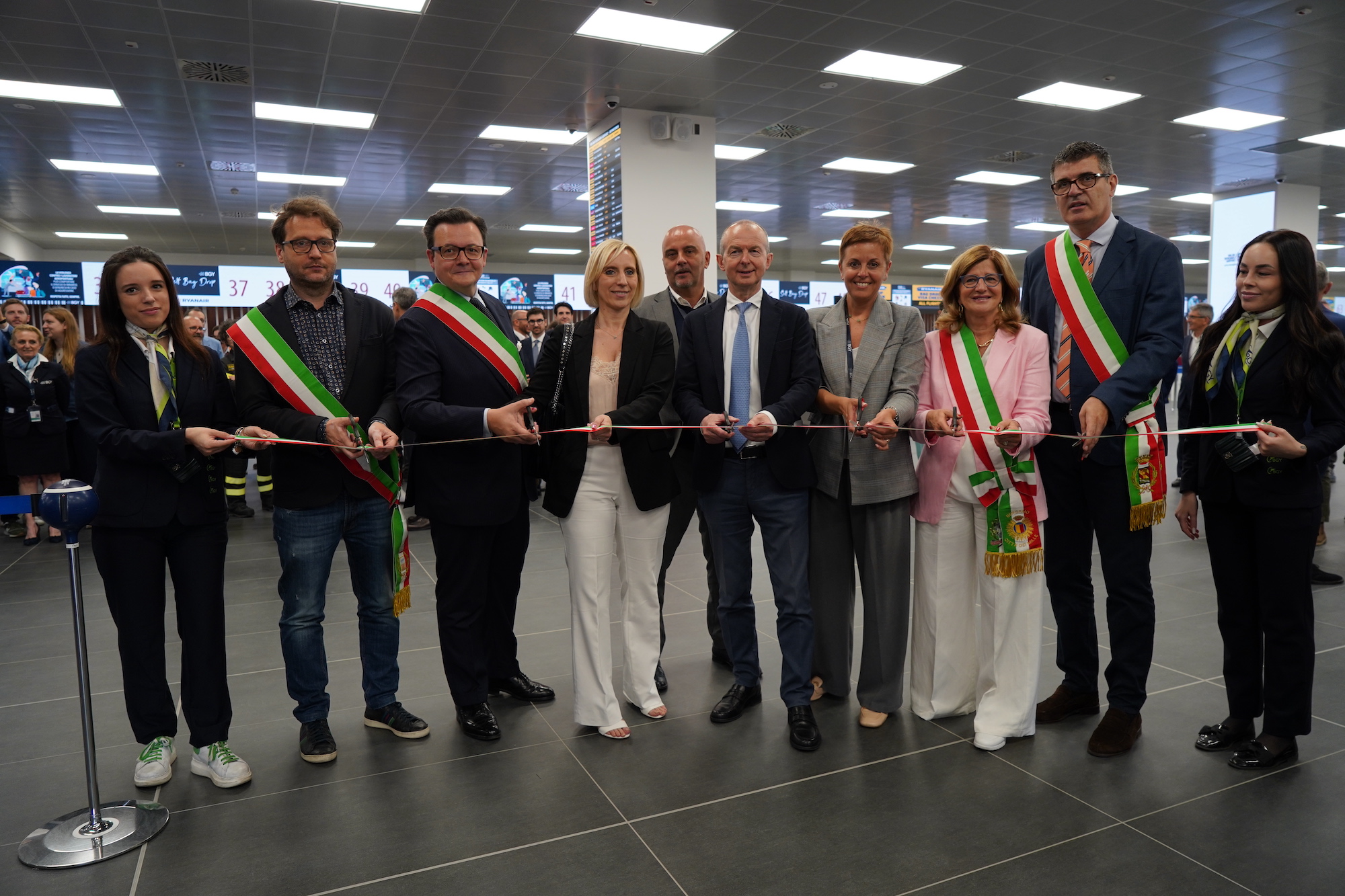 Immagine di sfondo della pagina Aeroporto di Bergamo, inaugurata la nuova area check-in