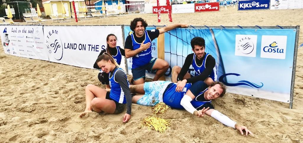 Immagine di sfondo della pagina SkyTeam, con Costa Crociere per Land on the C