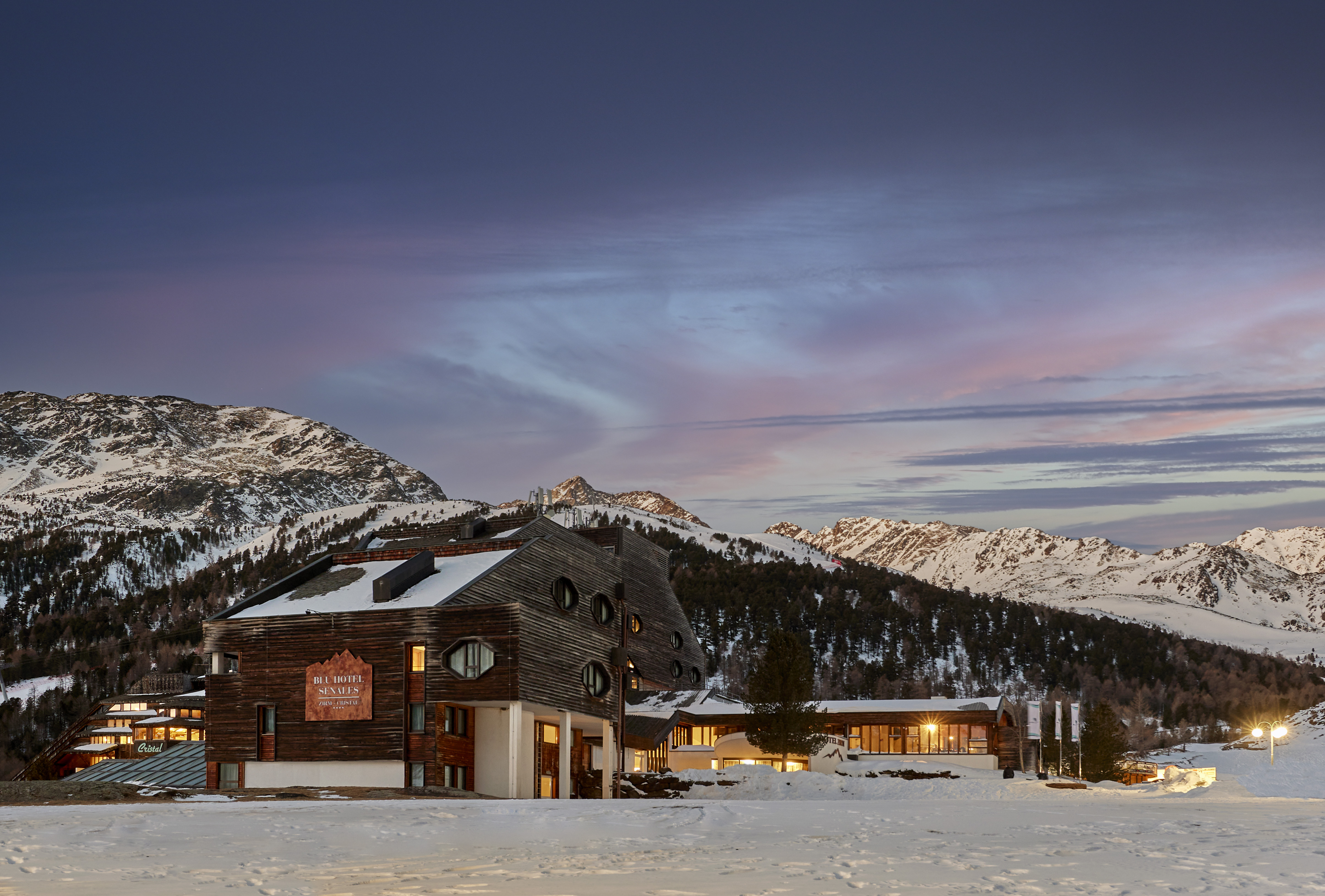 Immagine di sfondo della pagina Blu Hotels acquisisce lo Sport Hotel Cristal: in Val Senales nasce il Blu Senales Family & Sport Resort